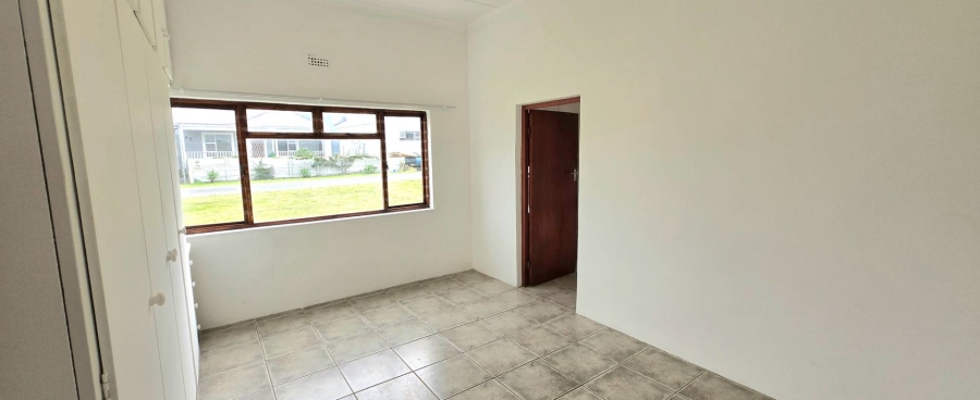3 Bedroom Property for Sale in Franskraal Western Cape